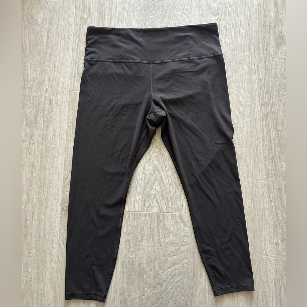 Athleta Dark Brown Elation Ultra High Rise 7/8 Leggings